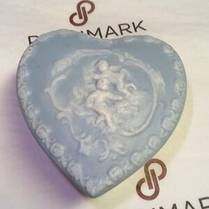 Ceramic Heart Cherub Trinket Box